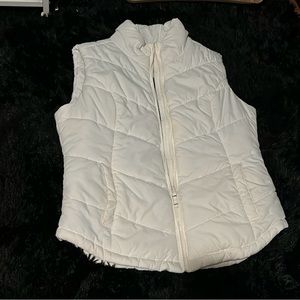 White Aeropostale Puffer Vest